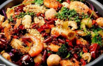 麻辣香鍋創(chuàng)業(yè)秘籍：如何獨(dú)步江湖？秘方、創(chuàng)新、堅(jiān)持，缺一不可！