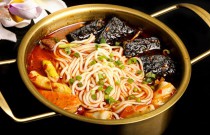 云南米線創(chuàng)業(yè)熱潮！傳統(tǒng)VS創(chuàng)新，誰能成食客心頭愛？速來探秘！