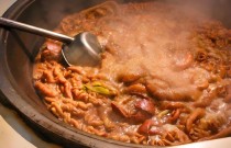 鹵菜培訓(xùn)一般多少學(xué)費(fèi)？創(chuàng)業(yè)必看，省錢還能學(xué)到真本事！