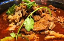 羊蝎子火鍋的正宗做法，學(xué)會這些步驟讓你贏得市場！