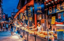 從技術(shù)到經(jīng)營(yíng)，學(xué)小吃不僅是學(xué)做菜，更是學(xué)做生意。