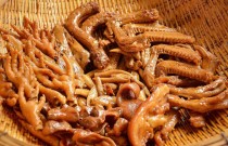 擺夜市小吃賣什么賺錢？低成本高回報(bào)的熱銷項(xiàng)目！