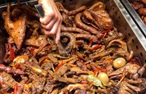 去什么地方學(xué)鹵鴨貨？學(xué)費(fèi)、技術(shù)、配方哪家強(qiáng)？?jī)?nèi)行人分享避坑經(jīng)驗(yàn)！