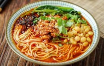 重慶小面學(xué)費3800，3天學(xué)會，7天開店，靠譜嗎？