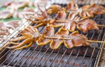 鐵板魷魚(yú)的做法和配料，新手也能做出街邊爆款味！