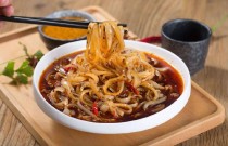 學漢中面皮要多少學費？想創(chuàng)業(yè)學技術，別被坑了！