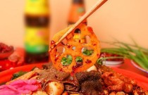 正宗麻辣燙配方與做法：揭秘“老味道”的靈魂，新手小白也能輕松復(fù)刻！