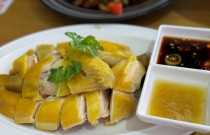 白斬雞用什么雞才能出攤就賣光？選對(duì)品種和處理方法很關(guān)鍵