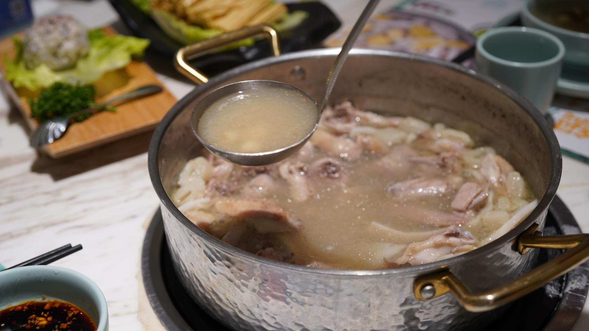 椰子雞火鍋涮什么菜好吃？打造你的專屬美味清單