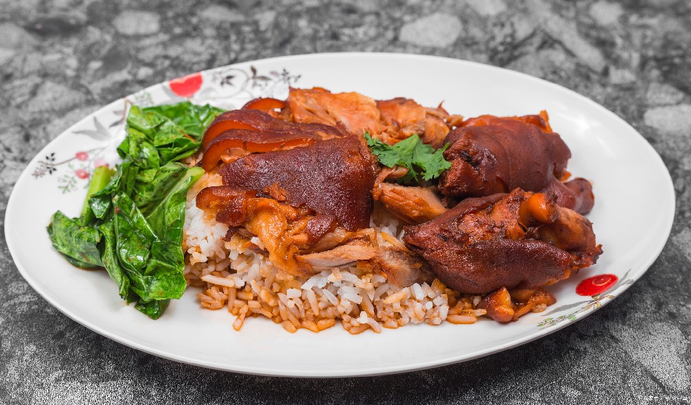 開一家豬腳飯要多少錢？豬腳飯開店成本揭秘！小本創(chuàng)業(yè)的高效指南！