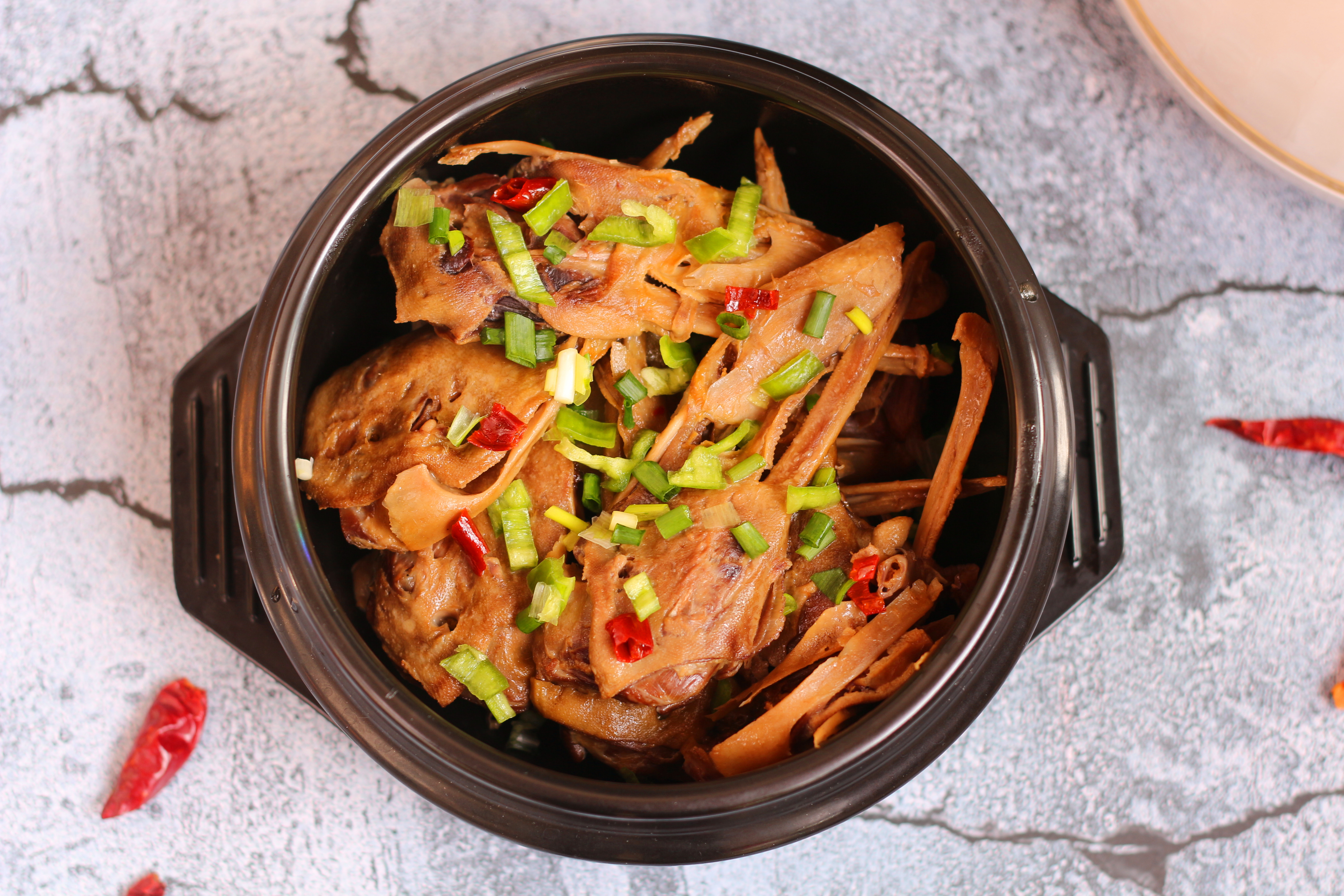 創(chuàng)業(yè)選干鍋鴨頭項目？干鍋鴨頭培訓去哪學？