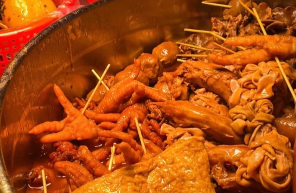 鹵味生意必看！深入剖析鹵味加盟 花錢(qián)還是花心思？