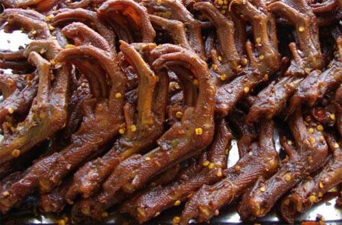 想靠鹵菜熟食賺錢？學(xué)鹵菜熟食能賺錢嗎？揭秘開店盈利秘訣