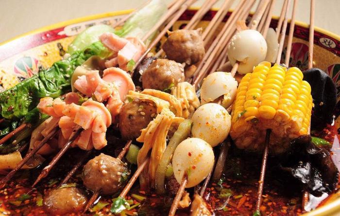 開(kāi)麻辣燙店加盟需要多少錢？避開(kāi)這些坑才是真省錢