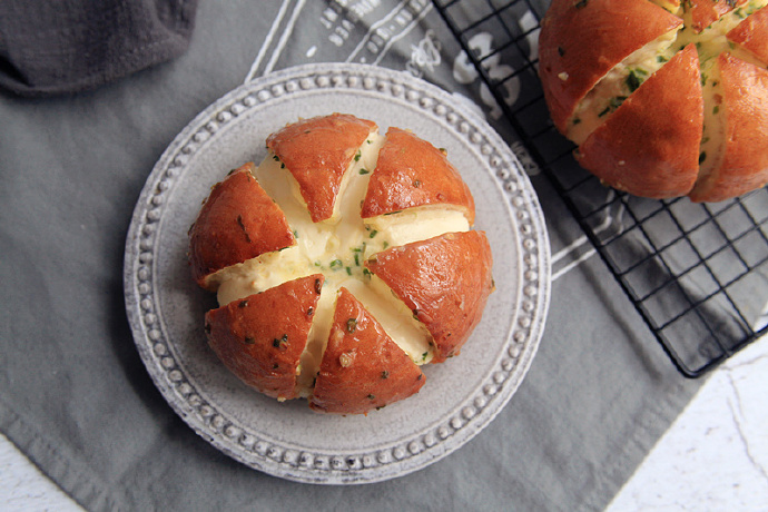 學做面包蛋糕學費貴嗎？不加盟學技術，學費合理又自由！