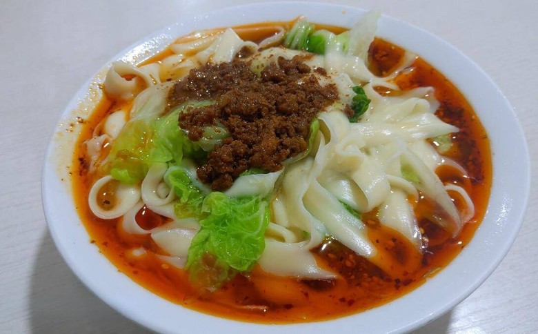 從零到高手：在哪里學(xué)到正宗刀削面，廚仟藝帶你一步步掌握技巧