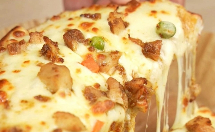 想開(kāi)披薩攤？來(lái)看看一個(gè)月賺多少錢(qián)，如何提高收入！