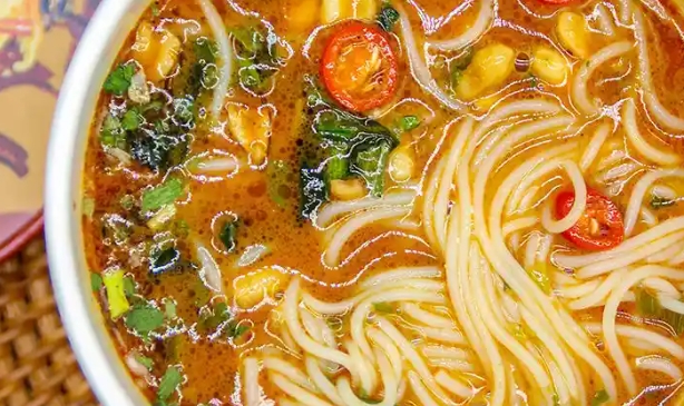 學(xué)米線一般學(xué)費(fèi)是多少？揭秘不同培訓(xùn)費(fèi)用的真相