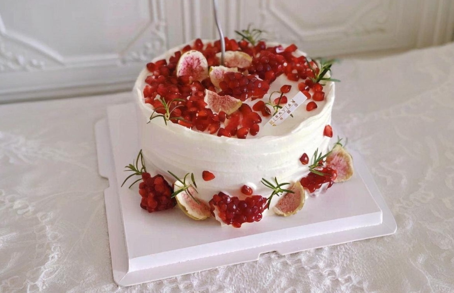 你還在找蛋糕培訓(xùn)學(xué)校？ 其實(shí)你只需要知道這一點(diǎn)！ 廚仟藝，讓你學(xué)得會(huì)、賺得起！