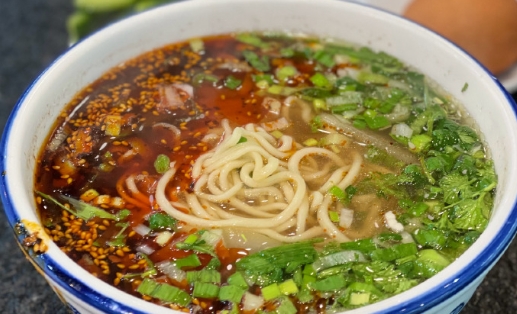 你也能做出正宗的蘭州拉面湯！掌握配方，味道不同凡響