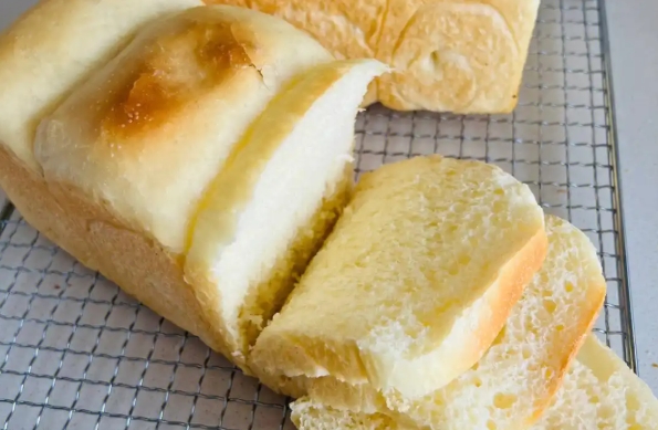 學(xué)會(huì)這幾招，吐司做法輕松掌握，滿足各類食客！