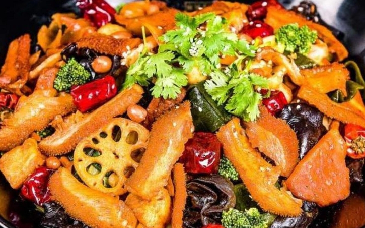 麻辣香鍋培訓(xùn)哪家正宗？學(xué)會這些技巧，獨(dú)具匠心！