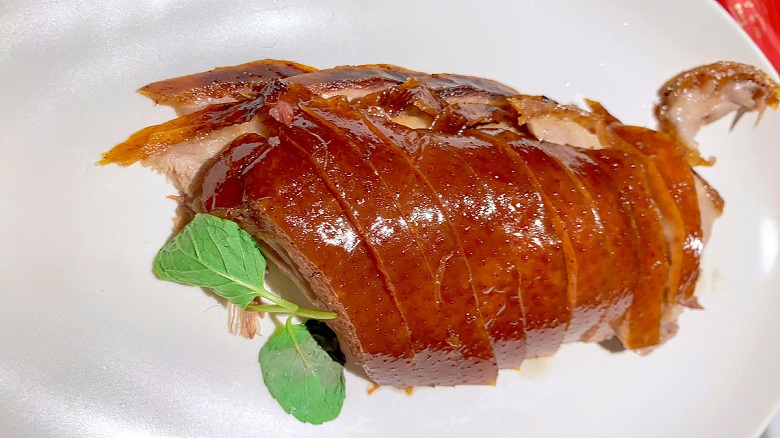 如何做出最正宗的老北京烤鴨，關(guān)鍵技巧全在這里！