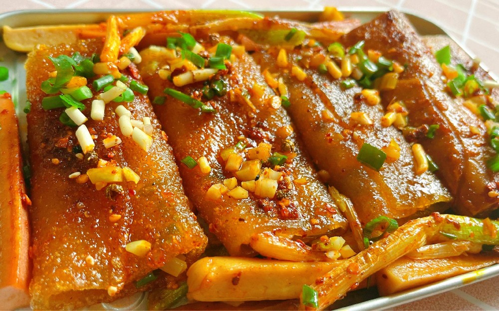 想學(xué)正宗烤苕皮？找到靠譜的技術(shù)培訓(xùn)，創(chuàng)業(yè)更輕松