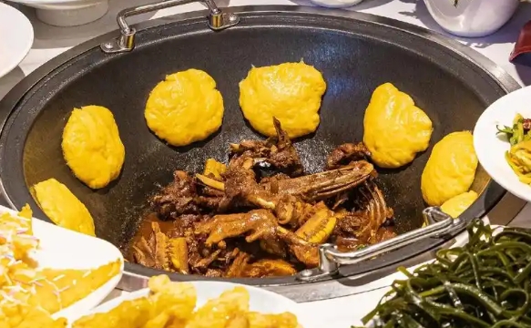 掌握鐵鍋燉的經(jīng)典技法，解鎖美味燉菜配方，輕松學(xué)會(huì)家常鐵鍋燉