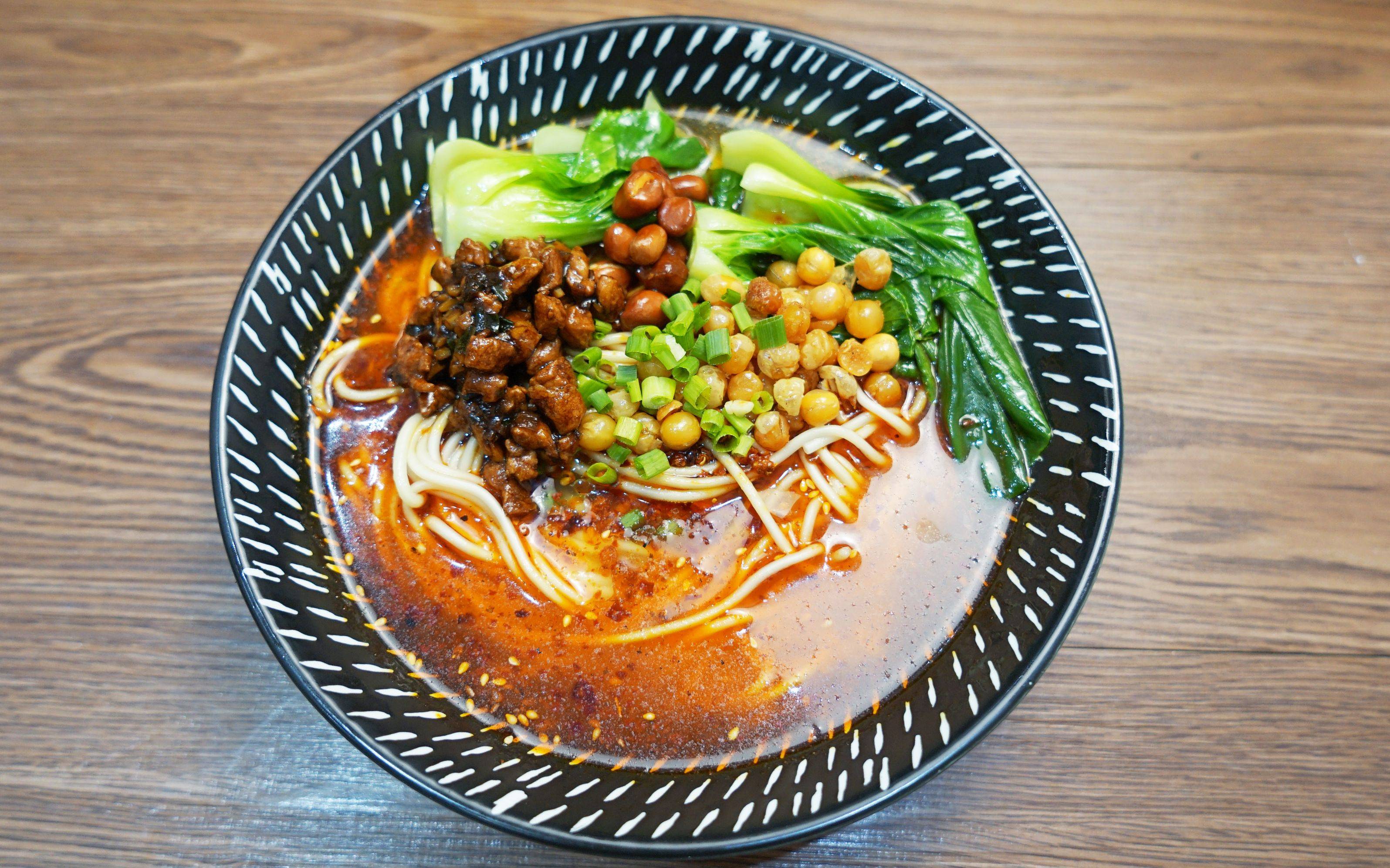 加盟重慶小面價錢解析，助您輕松創(chuàng)業(yè)！