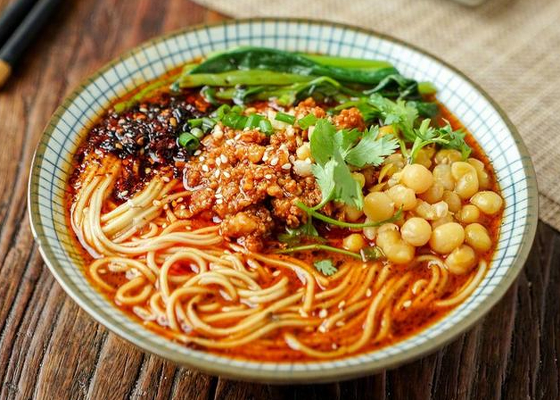 加盟重慶小面價錢解析，助您輕松創(chuàng)業(yè)！