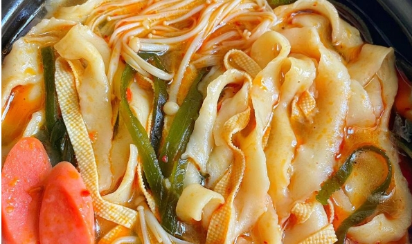 想學(xué)板面去哪里學(xué)比較好？學(xué)會這門手藝，輕松開店月入上萬！