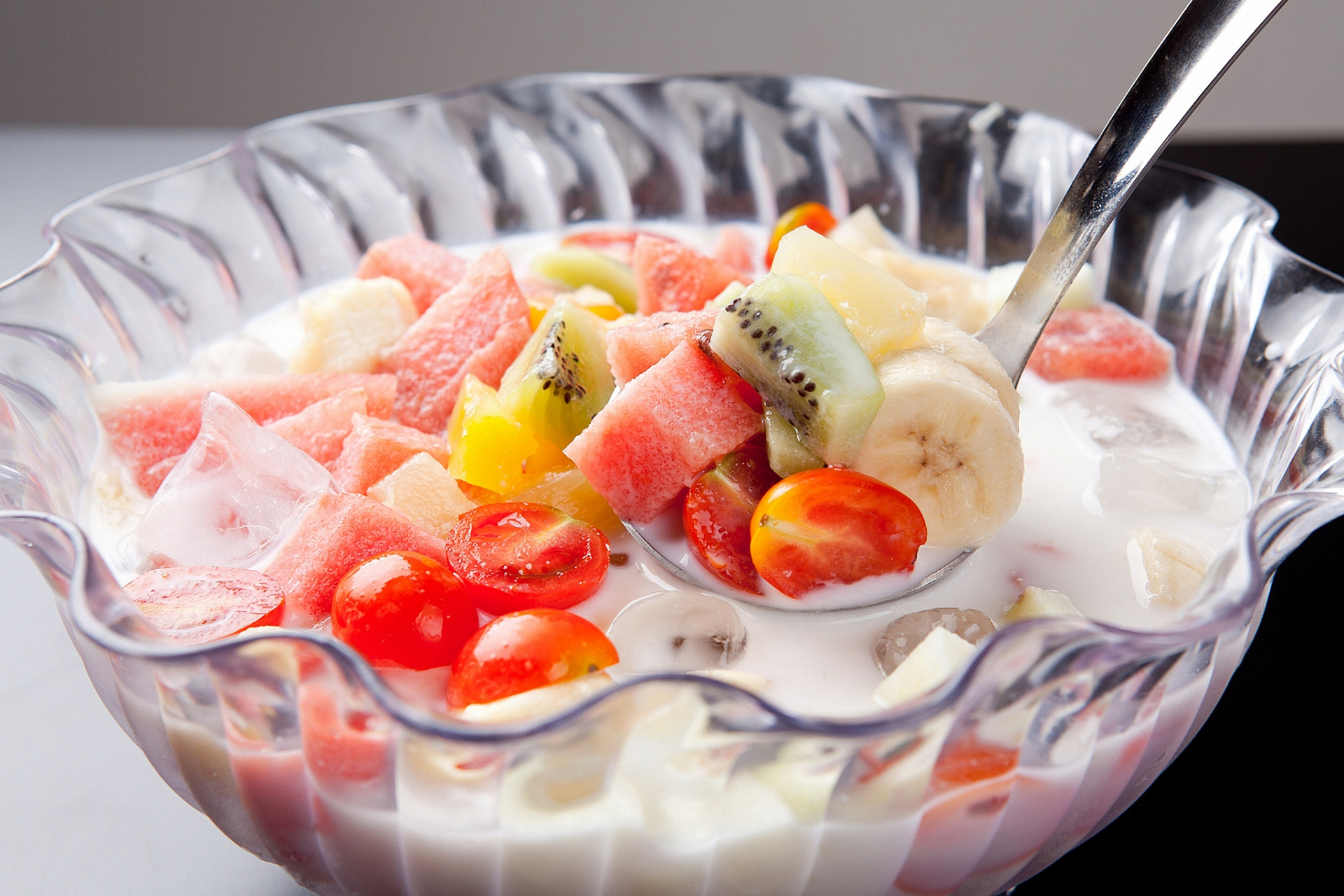 哪里可以學(xué)水果撈培訓(xùn)？零基礎(chǔ)教學(xué)，輕松掌握創(chuàng)業(yè)技能！