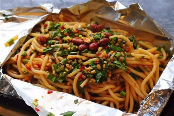 想學(xué)包燒米線？手把手教學(xué)，學(xué)會獨特技藝快速上手