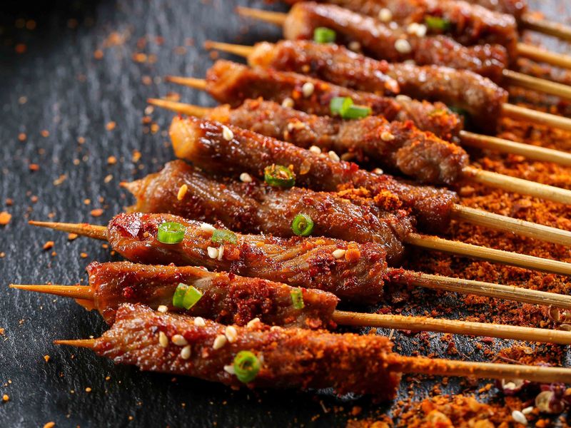 一人即可輕松經營！適合單人擺攤的十大小吃項目推薦