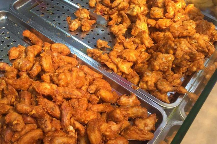 想學(xué)正宗炸貨？來濟南炸貨培訓(xùn)班，學(xué)會技巧輕松開店！