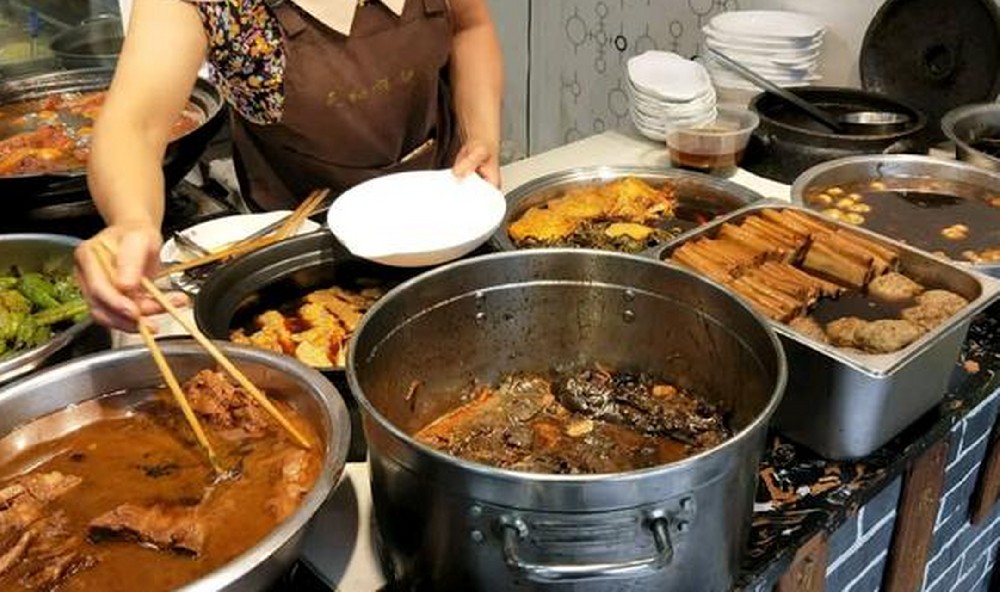 在濟(jì)寧哪家甏肉干飯培訓(xùn)靠譜？讓你學(xué)會正宗做法！