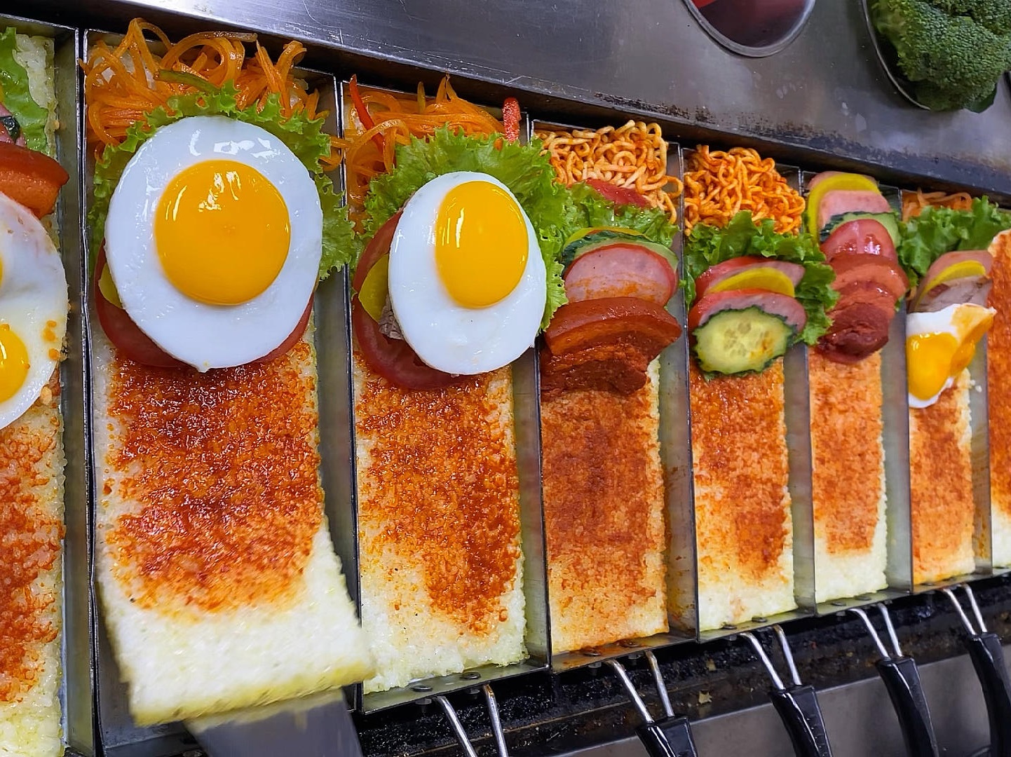 想擺鍋巴飯攤位？掌握這些技巧，讓你開店無憂！