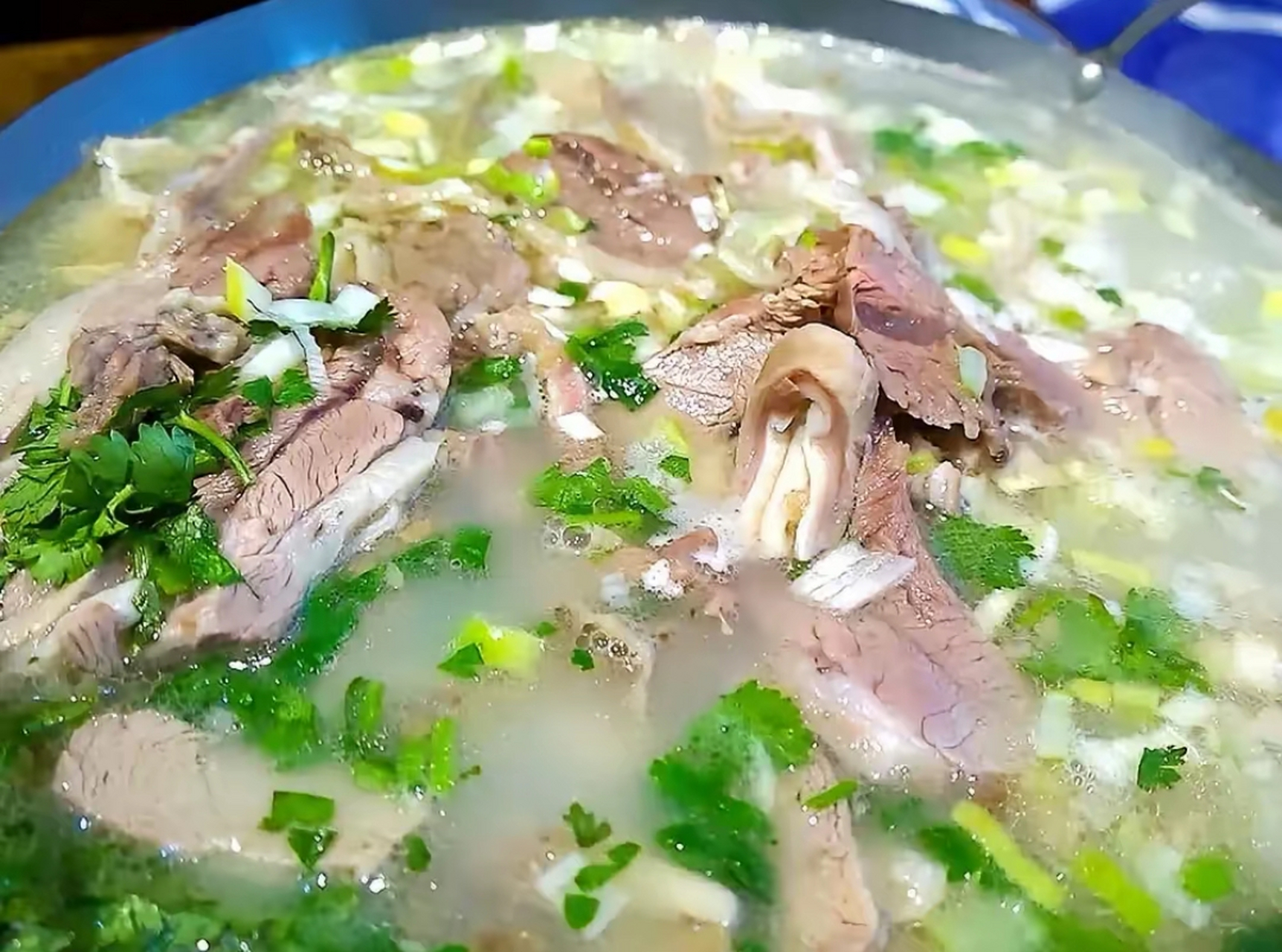 想學(xué)單縣羊肉湯？學(xué)費(fèi)是多少？了解這些再?zèng)Q定是否學(xué)習(xí)！