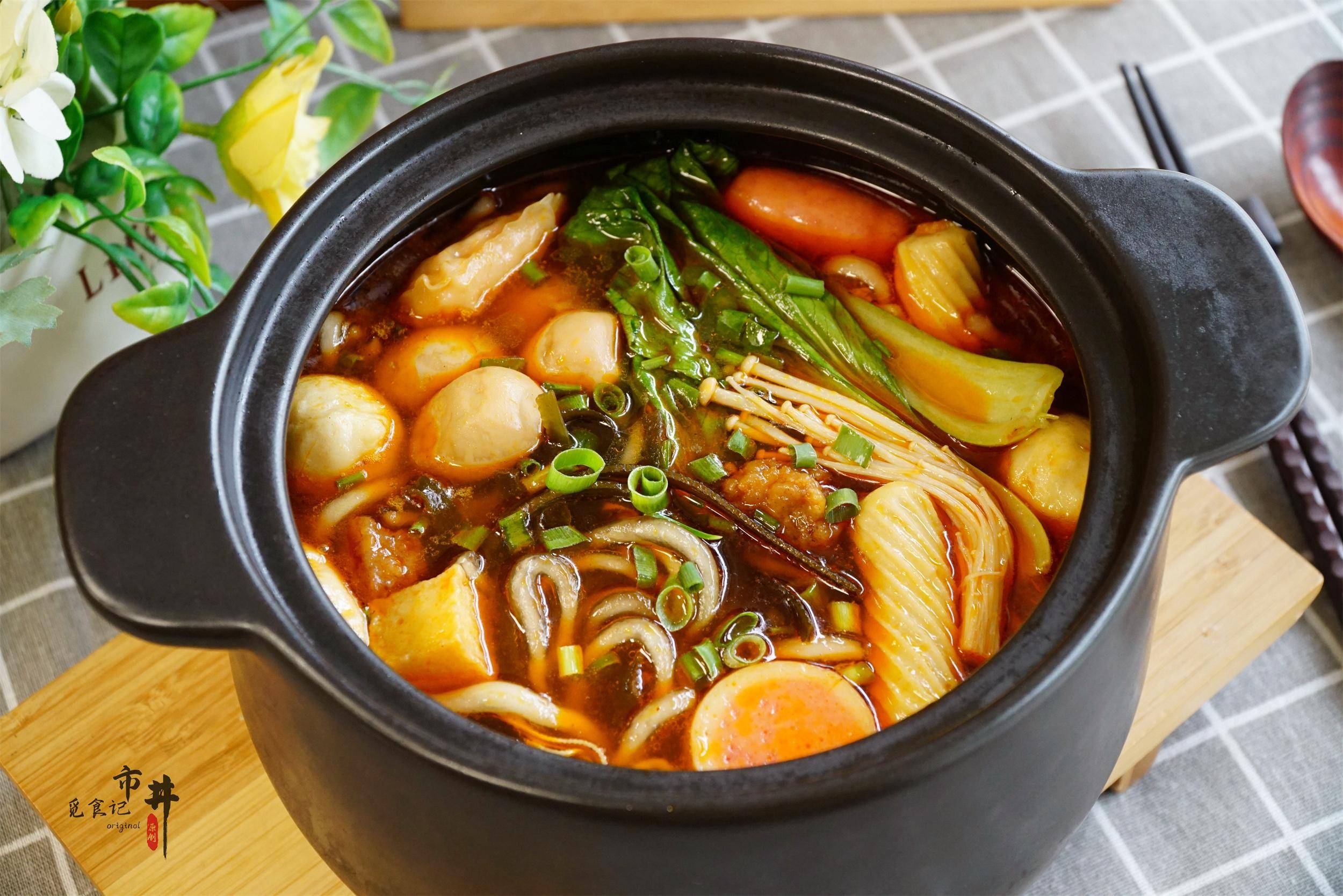 砂鍋小吃爆火，創(chuàng)業(yè)門檻低！新手如何找到正宗培訓(xùn)？（附避坑指南）