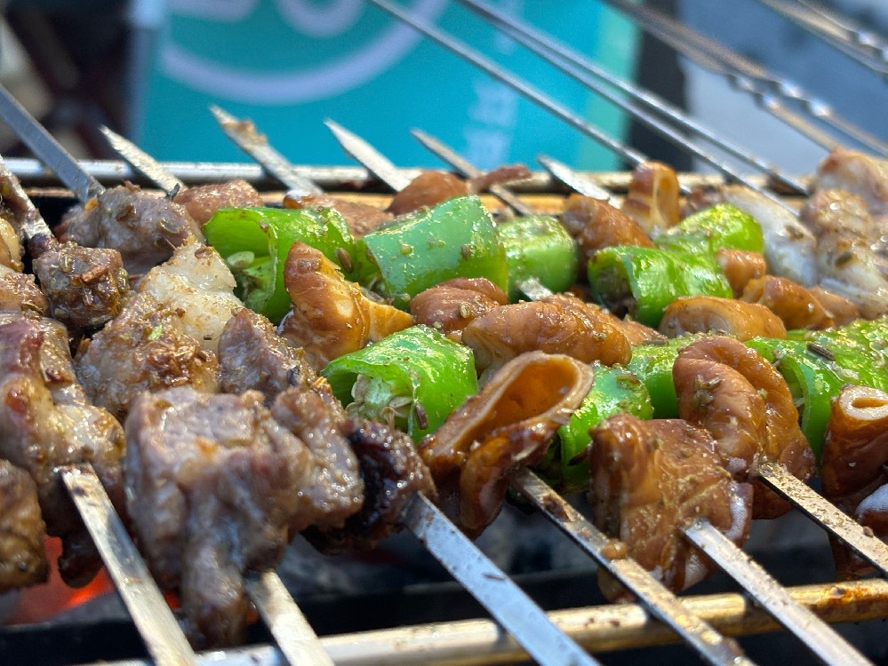 正宗燒烤培訓(xùn)全解析！學(xué)燒烤去哪學(xué)、學(xué)費(fèi)多少，一文搞定！