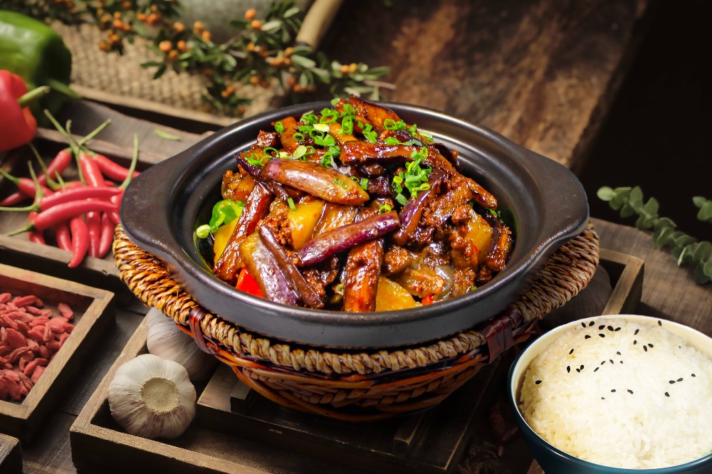 砂鍋菜做法培訓(xùn)：新手小白如何快速學(xué)會(huì)，開(kāi)店月入2萬(wàn)+？