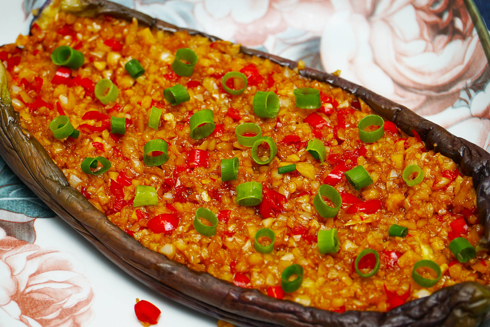 燒烤茄子的好吃做法：輕松掌握，成為燒烤達(dá)人！