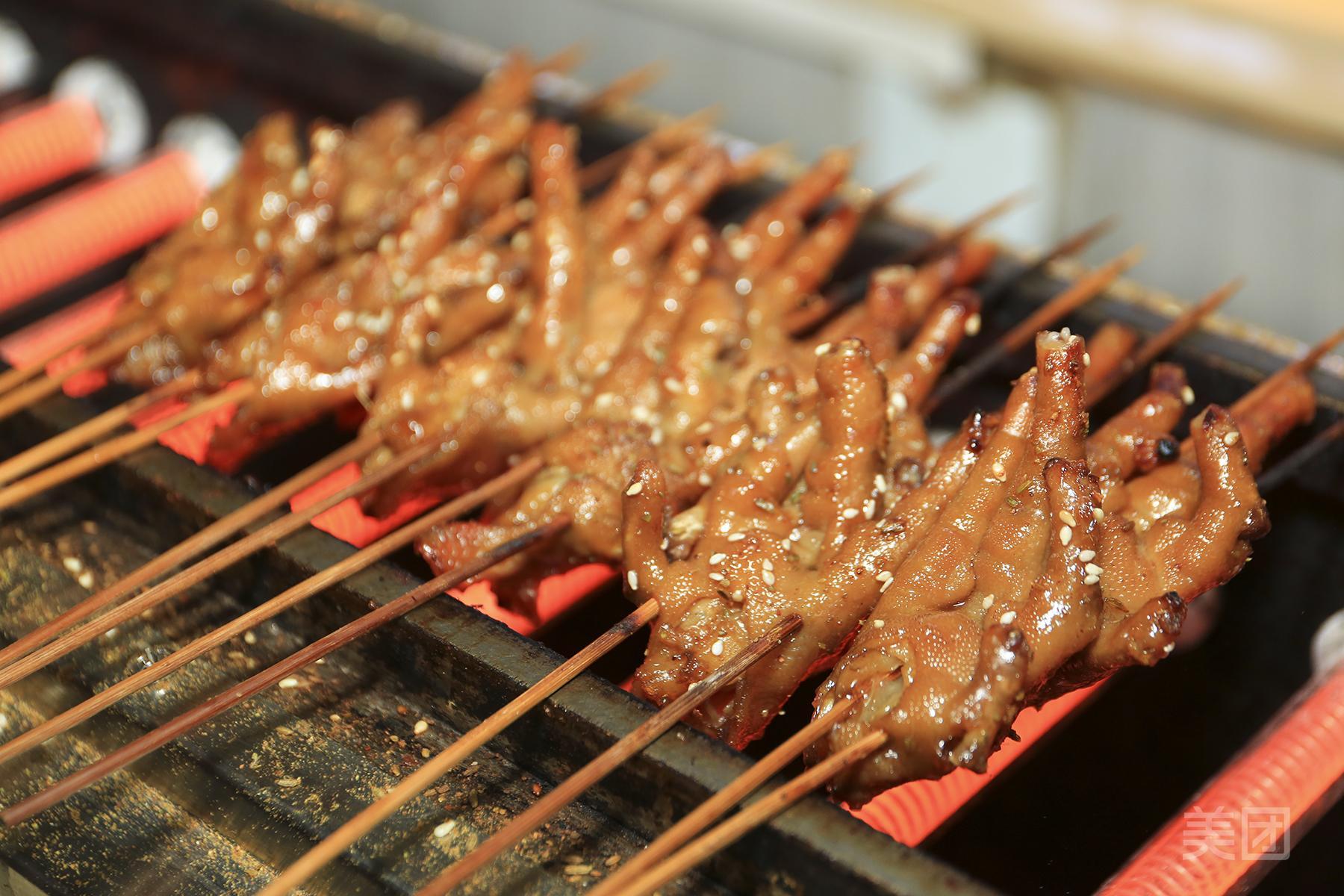 燒烤雞爪的做法，想吃美味又簡(jiǎn)單？這里有技巧！