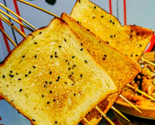 烤面包片的做法：如何烤出外脆內軟的美味面包片？