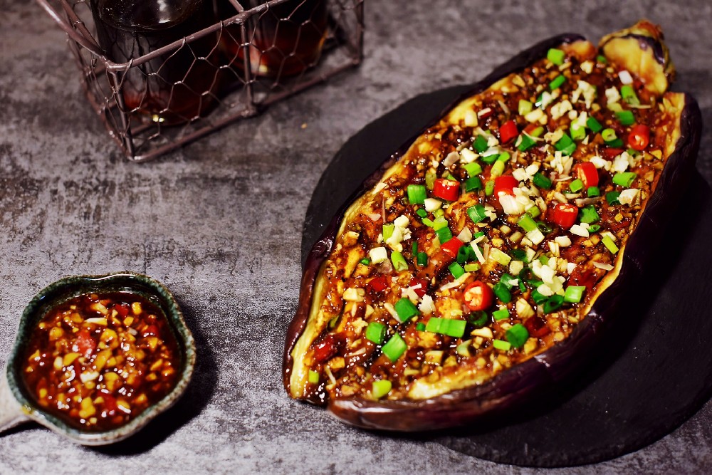 茄子燒烤做法：如何將茄子烤得香嫩可口？