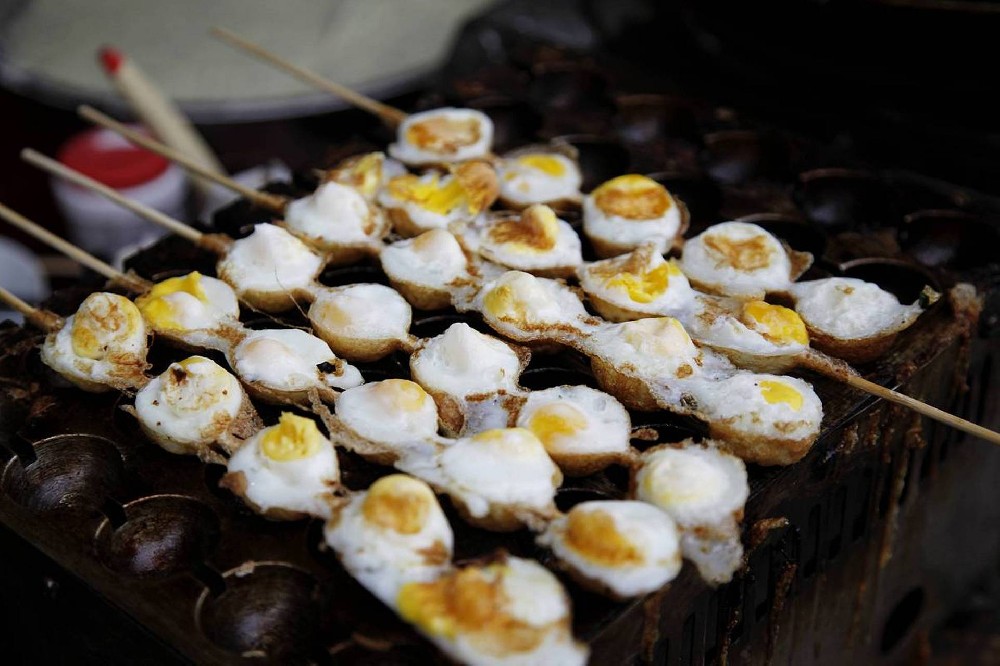 烤鵪鶉蛋的做法：如何做出外焦里嫩的美味？