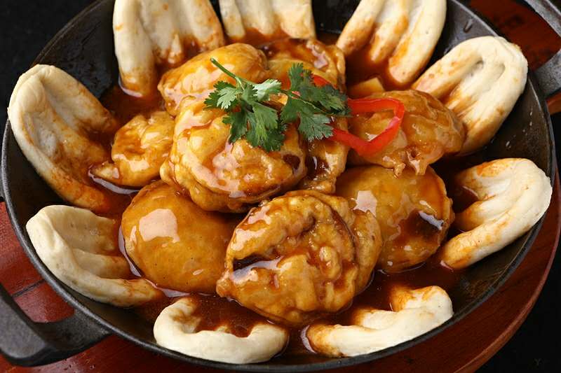 小地鍋是什么地方的菜？風(fēng)味獨(dú)特，創(chuàng)業(yè)路上人氣爆！