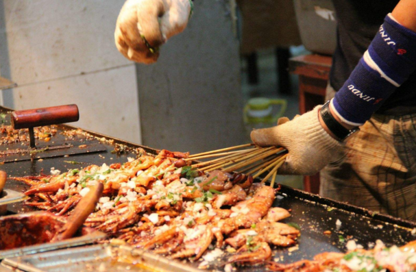 大學食堂最火爆的項目？為什么這么火，創(chuàng)業(yè)者都盯著它！