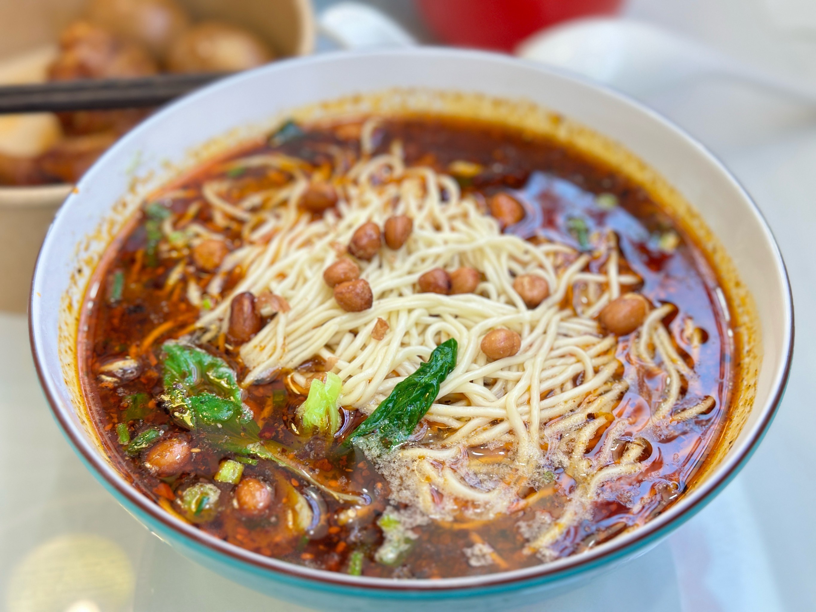 重慶小面正宗做法？學(xué)會這些，香得顧客走不動道！